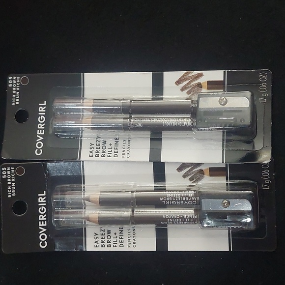 COVERGIRL Other - Covergirl brow pencils with sharpener‎ lot of 2 brown